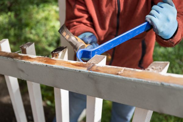 Cost of Deck Railing Replacement in Springdale